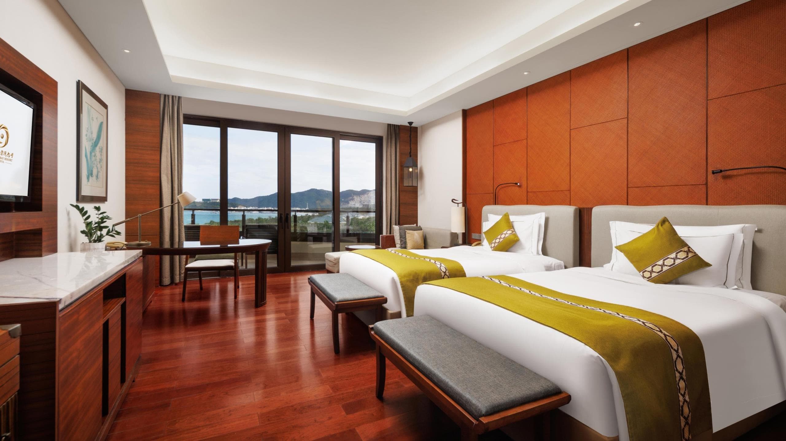 Sea-view suite